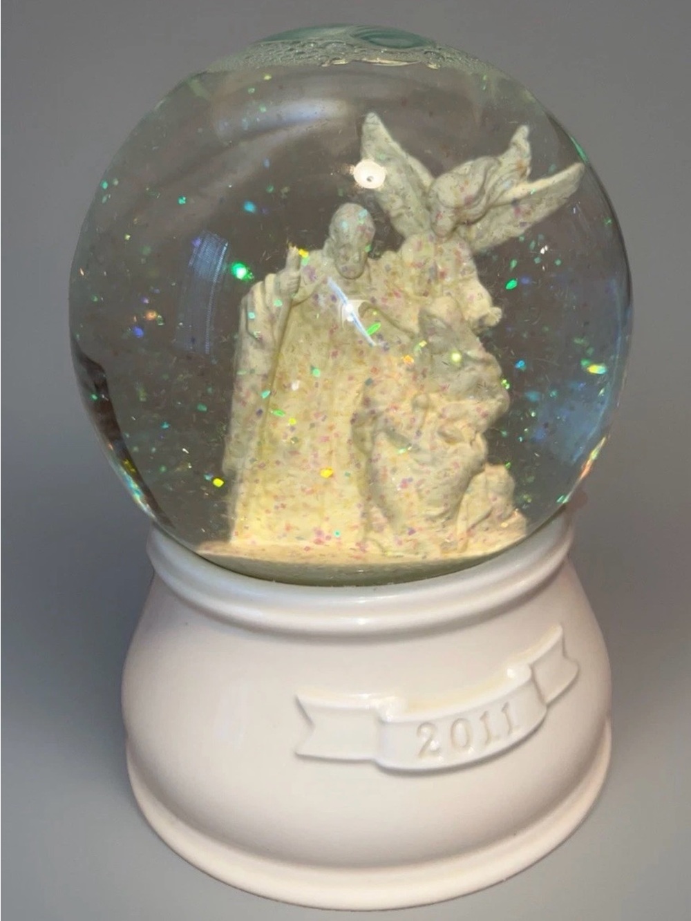 2011 Christmas Water Globe Nativity Musical "Angels We Have Heard On High"